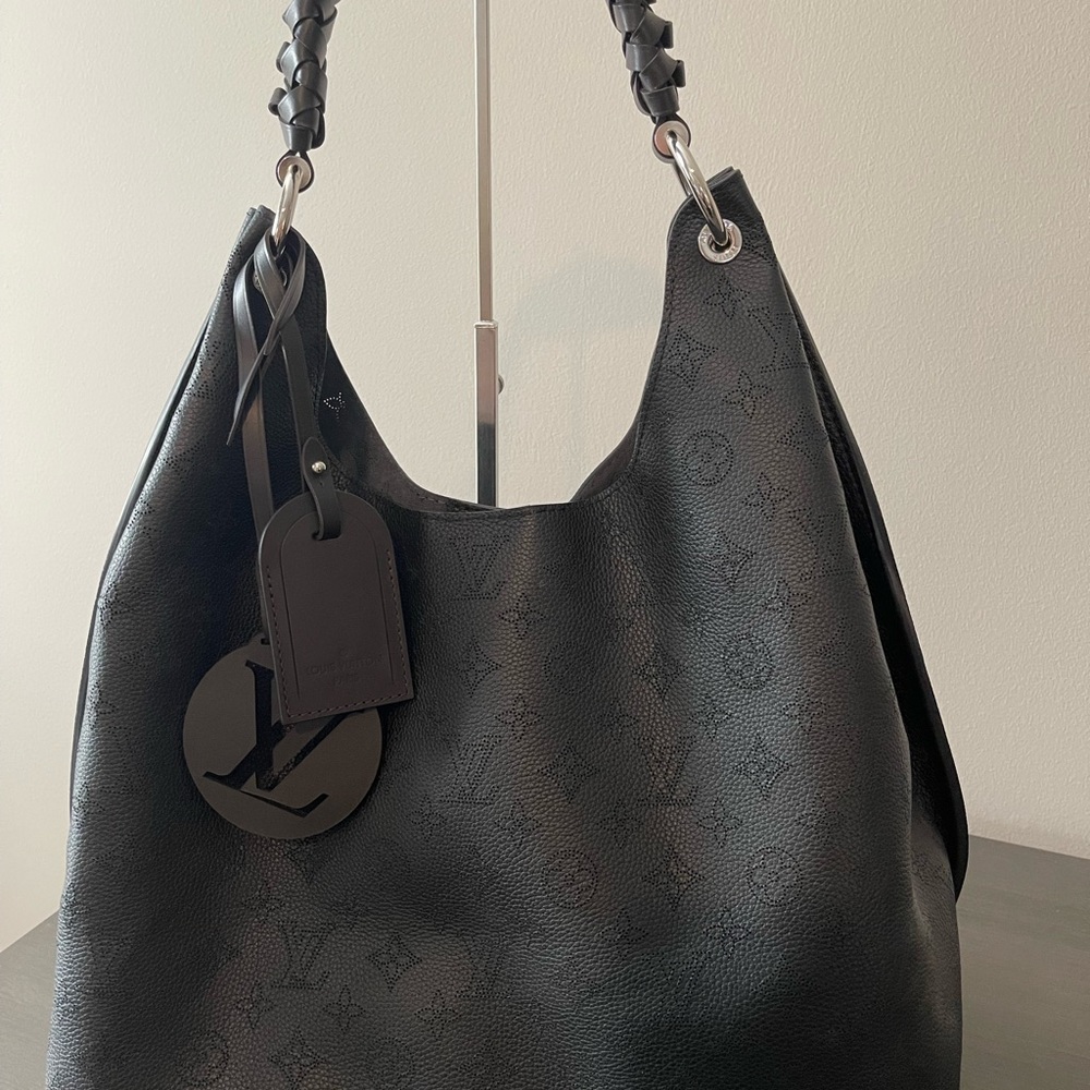 Louis Vuitton Carmel Hobo, Black Mahina Leather - PRISTINE CONDITION!!